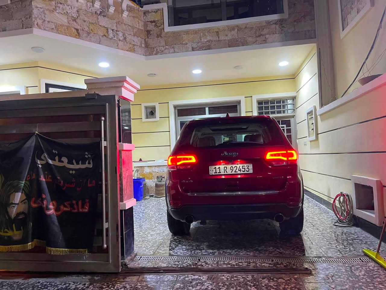 سلام عليكم جيب لمتد موديل 14 خليجي فول 1/1 جكات كشنات تبريد جنطه كهرباء ماشيه 108 بيه فقط ربع جاملغ صبغ 
عنوان بغداد الكرخ 
ممتواجد على فيس 
***********
