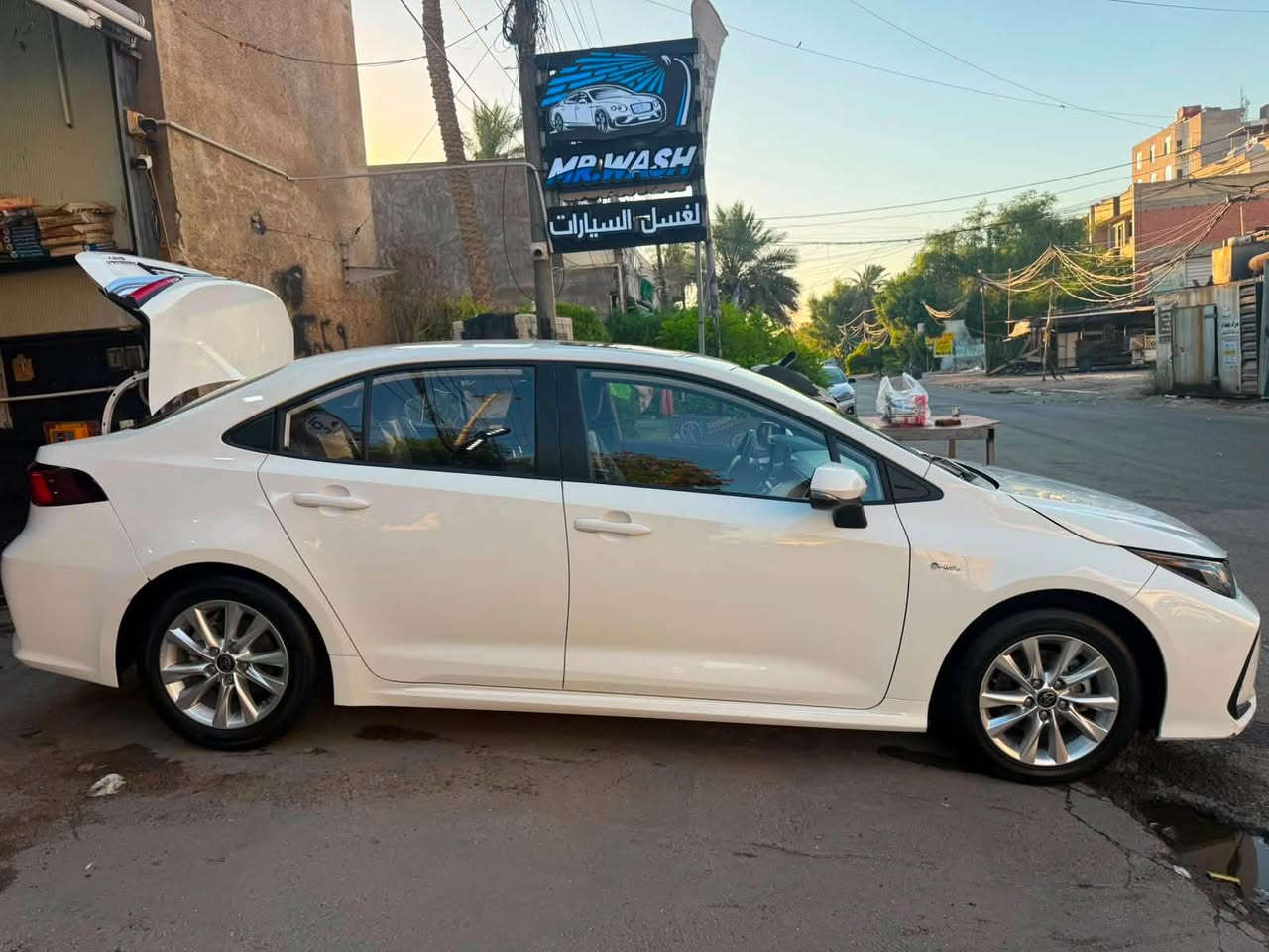 سلام عليكم كورلا ٢٤ هايبرد سيارة جديدة حيل رقم بغداد بأسمي تحويل ثاني يوم بس بيها بارد بالجنطه يم الرقم ماشي ٦٠ الف حقيقي السعر 148$ وبيها مجال مكاني بغداد البياع الاتصال ***********
