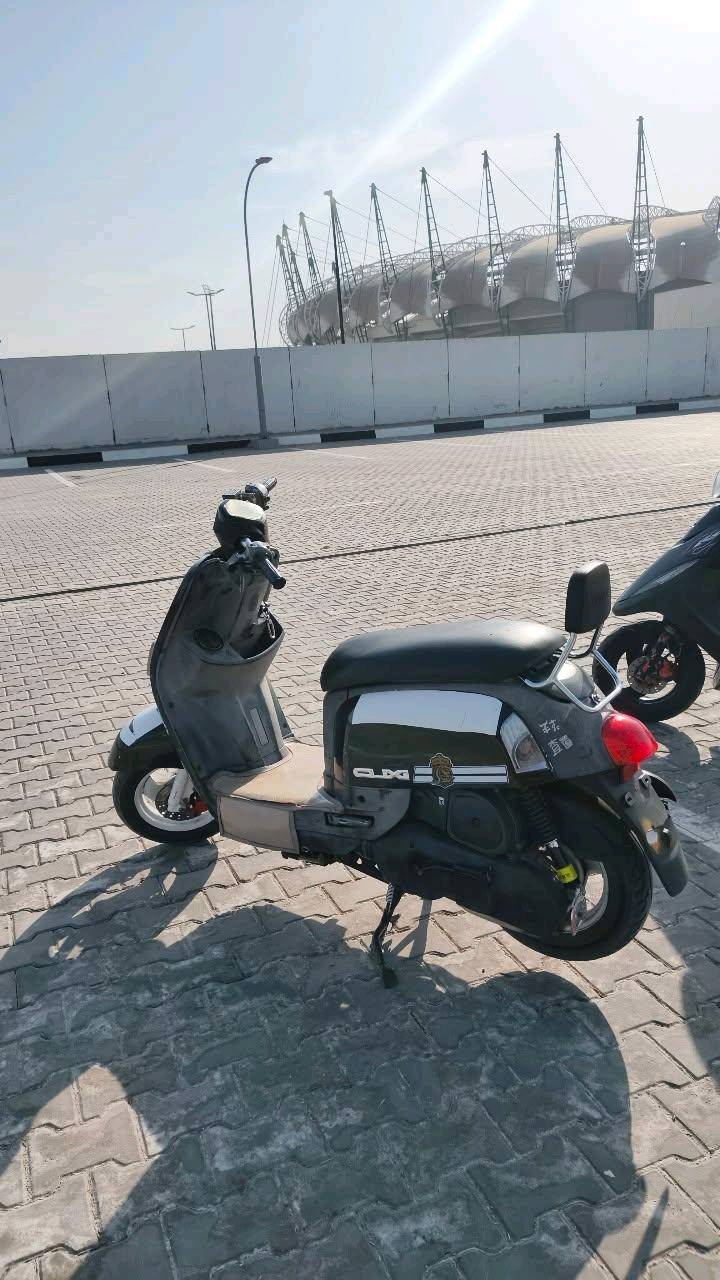 بوليسي كفاله عامه بس كفرات تجاريه دراجه نضيفه نكرت سلف سعر ٩٠٠ بيها مجال حك جيه
المكان البصره المعقل