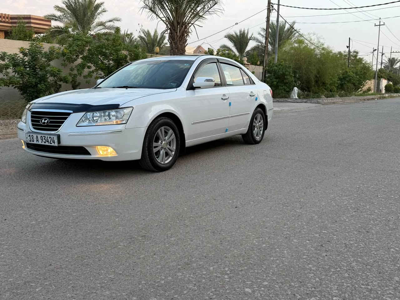 السلام عليكم من رخصة الادمن عندي سوناتا 2009 خليجية كفاله عامه من قطره صبغ بيها بارد اقل الشبر بالبنيد فقط السيارة خلاص جديده محرك 2400 فول مواصفات فتحة سقف اشاره بالمراية 5ويل كب حساس خلفي كشاف تحكم جهتين داخل صاج ملكي رايدها ب122 رقم بابل سنوية وهزه وارقام جدد السياره جاهزه للأخير كير محرك حدادية جدد تبريد ثلج تخم تاير جديد مكان السياره بالحله اخوان كاتب كل تفاصيل السياره اقره المنشور زين واتصل والي ميعجبه السعر او السياره يعبرها بكلام طيب واسف على الاطاله
