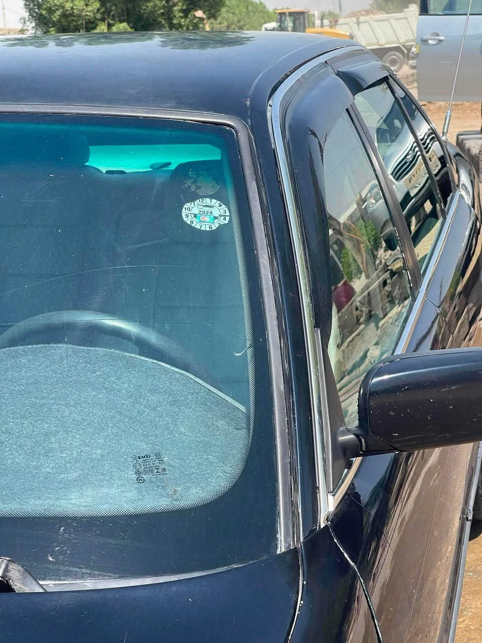 BMW 1994 525
رقم اربيل انكليزي سنويه ساقطه بنهاية ال ٢٠٢٥ 

مكينه وكير مسكر ٥٢٨ مكفولات 

لون نيلي 

وياله خليه جدد 

جاهزه من كل النواحي 

نقوصاتها فقط راديتر تبريد 

مكانها بابل جبله 

***********

سعرها ٦٢ وبيها مجال
