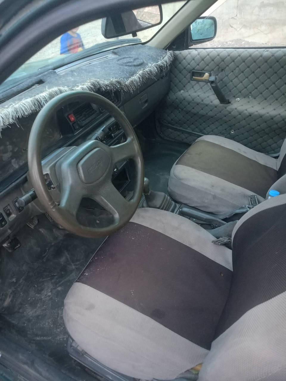 مازدا للبيع موديل 91 كاربون ما مسجله سياره مسبوقه جماليه طخم جديد وايرمنيه كره شغاله محرك نظيف سياره كلها شرط سياره تبريد تبريد عاطل شرط تحويل سعر 18 مكان الموصل حي القاهره وبيها مجال مكلف بالنشر ***********
