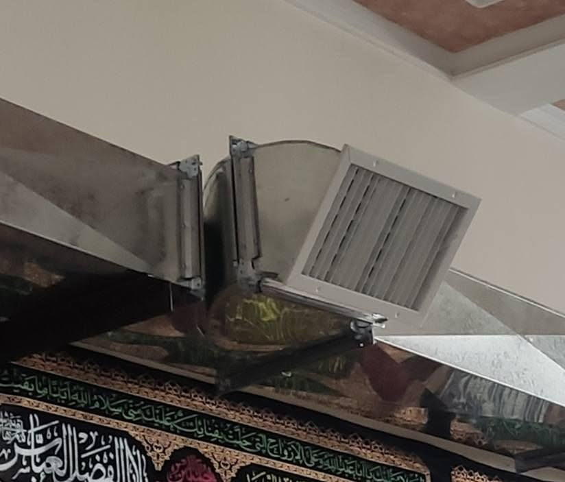 معمل الجوادين بادارة حمودي الميرزه لعمل دكتات التبريد المركزي وعمل بوجات المطاعم والمقاهي والمطابخ والهوتات وعمل جميع انواع الدكتات العنوان السماوة الجربوعية جسر المستشفى للاستفسار الاتصال على الرقم او واتس اب ***********
