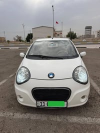 جيلي باندا LC • ٢٠١٣ • شاشة وكاميرا