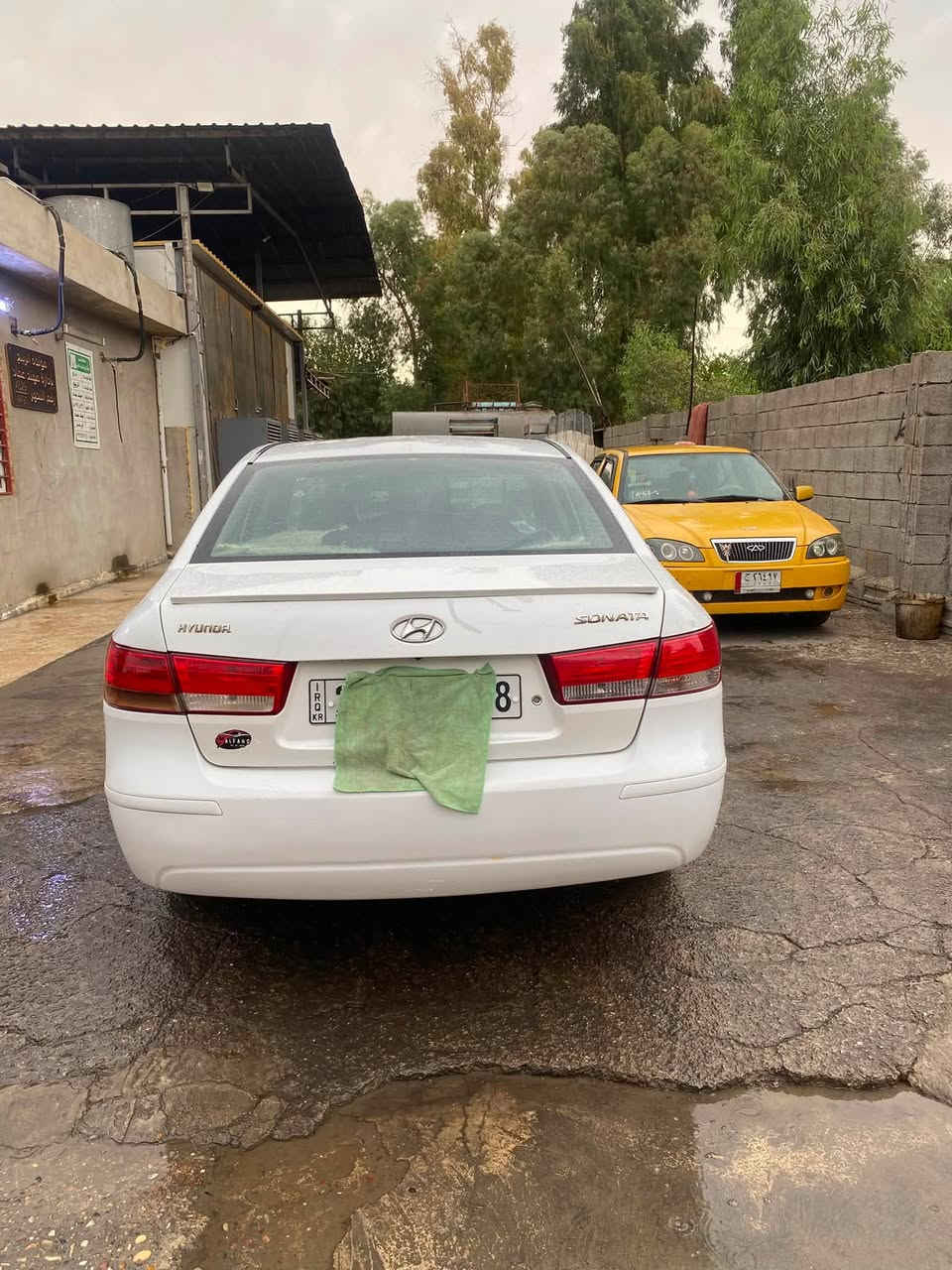 سلام عليكم 
سوناته موديل ٢٠١٠ 
شرط مكينه كير بيها قطعتين صبغ بس صبغ بدون ضرر تشليع شرط التحويل رقم أربيل سنويتها ٢٠٢٧سعر ٩٠وبيها مجال الطيبين شي بسيط رقم الهاتف ***********
