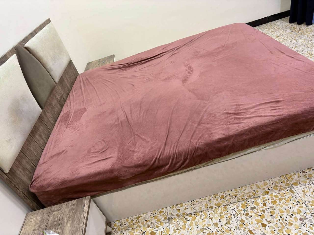 غرفة كاملة • تركي درجه اولى • العامريه شارع المنظمه