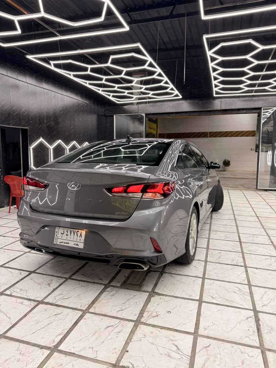 سوناتا 2019 ماشية 48 الف
بيها بنيد وجاملغ صبغ فقط
رقم بغداد باسمي
السعر 118 وبي مجال
محركهه 2400 والسيارة فول مواصفات VIP

***********
*********** - بغداد, العراق

نص مكتوب في الصور:
- HYUNDAI SONATA LIM 2019 :SERIES GRAY 2.4L 4 VIN: 5NPE34AF1KH735566