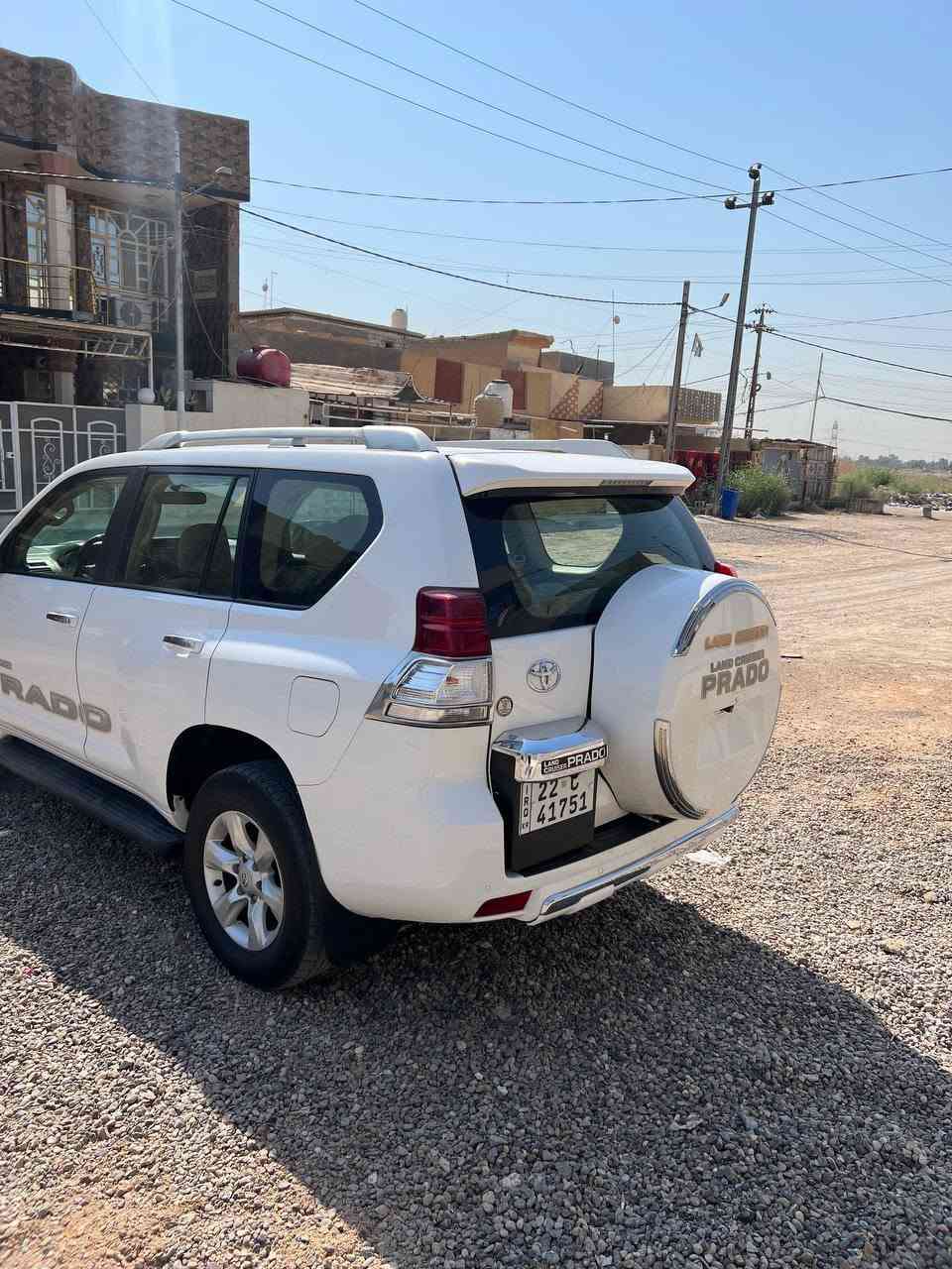 سلام عليكم للبيع تويوتا برادو موديل 2013 خليجي مكفولة كفاله عامه عدة الجاملغ الامامي جهةالراكب بيه بارد قليل 
مواصفات السيارة 
محرك 4سلندر 2700vvt بدون تنقيص ولاتبخير 
كير مكفولة 
تخم تاير جديد حداديه جديدة
شاشه 
ثلاجه 
تحكمات سترين جهتين 
اشاير بالمري ومري شفط 
سبع اراكب ثلاث قطع تبريد 
كشنات مخمل 
سبير تعليك
السيارة جاهزة من كلشي ماتصرف عليه ربع وجديدة بشكل 
ممشى السيارة 197
رقم السيارة اربيل وكاله عامه بسمي شخصيا 
مكان السيارة بابل الإسكندرية او الحصوة 
سعره (230) وبيه مجال حك الجيه 
للاستفسار عن السيارة هذا رقمي ***********

