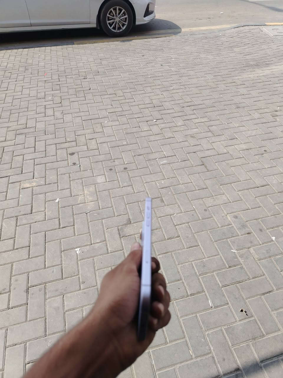 ١٤ بلس نضيف ما مبدل بيه شي بلادي ع وضع الشركة نضافته 100/100 ذاكرته 128 بطارية 79 بلاديه ما معلايه ولا مستبدله ما يصرف شحن السعر 650 وبيه مجال قليل للشراي

نص مكتوب في الصور:
- ٩:٤٧
- حالة البطارية والشحن
- رسالة مهمة حول البطارية
- حالة بطاريتك متدنية جدًا. يمكن أن يبدل أحد
- مزودي خدمة Apple المعمدين البطارية لاستعادة
- الأداء والطاقة القصويين.
- العثور على خيارات الخدمة...
- الحد الأقصى للقدرة
- ٧٩٪
- هذا قياس لقدرة البطارية مقارنة بقدرتها عندما كانت
- جديدة. قد تتسبب القدرة المنخفضة بتقليل ساعات
- الاستخدام بين عملية الشحن والأخرى.
- أقصى قدرة للأداء
- ستساعد الأنظمة المضمنة في النظام والمكونات في
- تخفيف أثار الأداء التي قد نلاحظها أثناء التقدم الكيميائي
- في عمر بطارية iPhone.
- شحن البطارية المحسن
- للحد من استنزاف عمر البطارية يتعلم الـ iPhone من
- عادات الشحن اليومية، بحيث ينتظر ولا يتجاوز ٨٠٪ حتى
- يحين موعد حاجتك إلى استخدامه.
- ٩:٤٧ LTE ١٠٠ حول الاسم iPhone إصدار iOS 26.6.2 اسم الطراز iPhone 14 Plus رقم الطراز MQ4E3J/A الرقم التسلسلي LTFQ7M2QWF انتهت صلاحية التغطية سجل تاريخ القطع والخدمة الأغاني الفيديوات ١٣١ الصور ٢٧٥ التطبيقات ١٣ السعة ١٢٨ غ.ب. متوفرة ٣٠,٧٥ غ.ب.