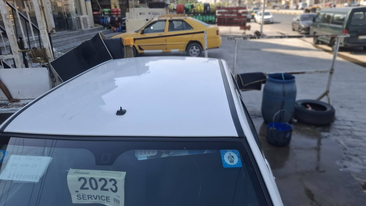 سياره سيابه مديل 23 متوجد عله مزنجر عله رقم***********

