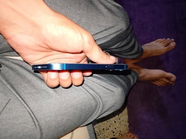 السلام عليكم
ايفون 13 عادي ذاكره 128
بطاريه 76 
الجهاز بطاريته نزلت ب تحديث ومتصرف 
وبي كم خدش بل شاصي مثل ما واضح يمك 
سعر:425 وبي مجال حك الجيه 
مكاني بغداد 
*********** وتحياتي
