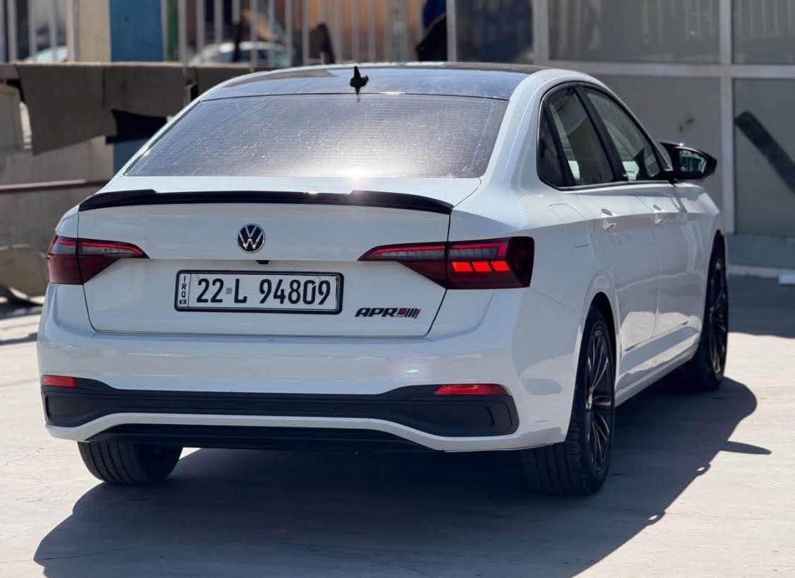 Volkswagen jetta 2023 s 
3VWAM7BU1PM006346 رقم شاصي 
كوردى///عربي 

ملاحظة : كير عادي 
المواصفات: فئة S 🔺
المميزات:
بصمة تشغيل
شاشة عدادات إلكترونية (جيج ديجيتال)
حسّاسات دائرية 360 درجة
شاشة وسطية
جير عادي (ناقل حركة يدوي)
نظام قيادة اقتصادي (Eco)
إضاءة LED مع عدسات وزينون 🔹
المحرك: 1.5 توربو 🚀
الحالة والبدي: قطعتان وجزء صغير من البونيت (غطاء المحرك) بها بويا (رش)، بدون أي دواخل أو ضرر في الهيكل الأساسي.
الأمان: الأرباج (الوسائد الهوائية) مفتوحة ☄️
الضمان: الجير، المحرك، التوربو، الرادياتير، والحمايات بحالة ممتازة وعلى الشرط 💥
مكان سيارة كركوك 
***********
جیتا مۆدیل 2023 ❄️

تێبینی گێڕ عادیە❗️❗️❗️❗️

مواسفات S🔺

بریک بەسمە ـ گیچ ئلکترۆنی ـ 360 دەرجە حاسە

شاشە وەسەت ـ گیر عادی ـ Eco - لایت لئد و عدەس و زینۆن ـ گیر عادی ـ🔹

مەکینە 15 Torbo 🚀

۲ پارچەو و پەلەیک لەبۆنیتەکەی  بۆیاخە بێ ناو گرتن

پەرشوت سیستەم کراوە ☄️

گیر و مەکینە و تۆربۆ رادیتەر و حماوەی بەشەرت💥
شوێن کەرکوک 
*********** أربيل, العراق
