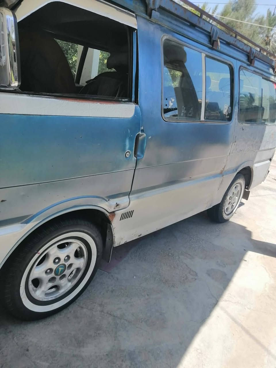 للبيع كيا بستا موديل 95رقم بغداد انكليزي بسمي سنويه لل30 كير محرك اكسل شواصي مكفولات السعر 45وبيها مجال  للاتصال ***********
