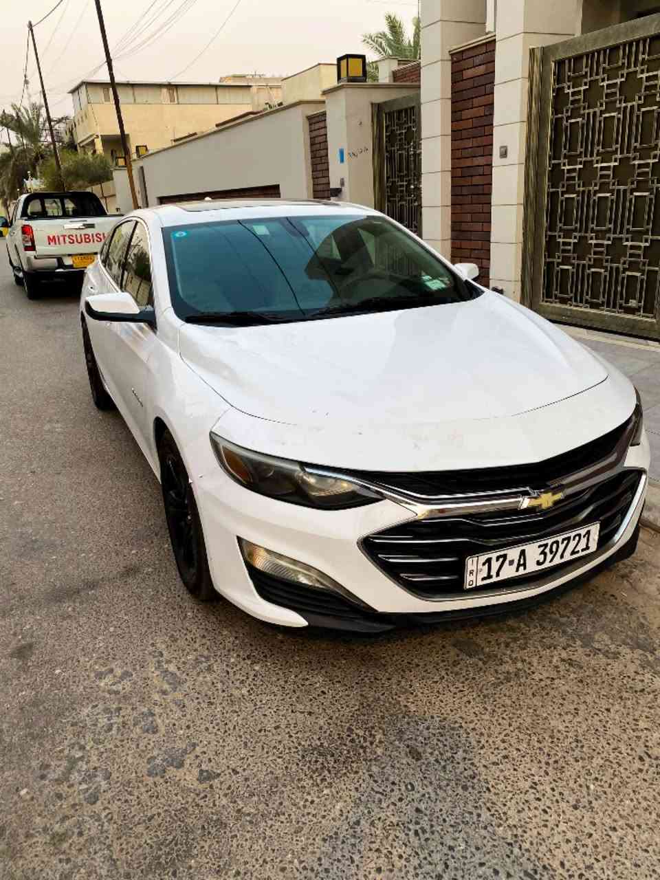 للبيع ماليبو مديل ٢٠٢٢ lt فول ماشيه ١٠٠ بيها جاملغ مبدل بدون ايرباك سعر مناسب ٩٧ وبيها مجال قليل مكانها بصره للاستفسار ***********
