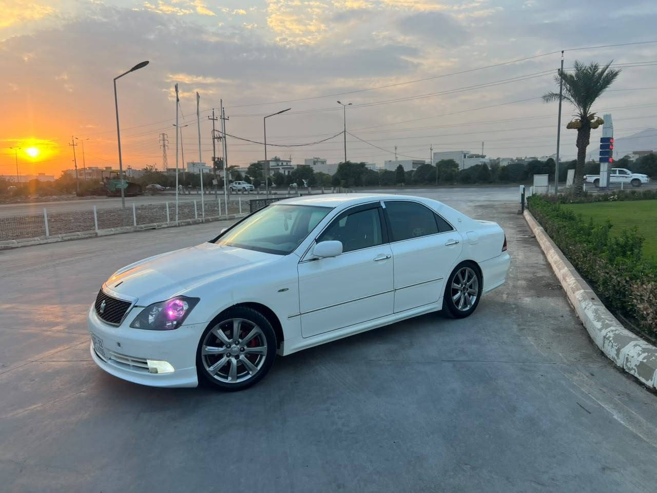 كراون • V6 • ٢٠٠٥