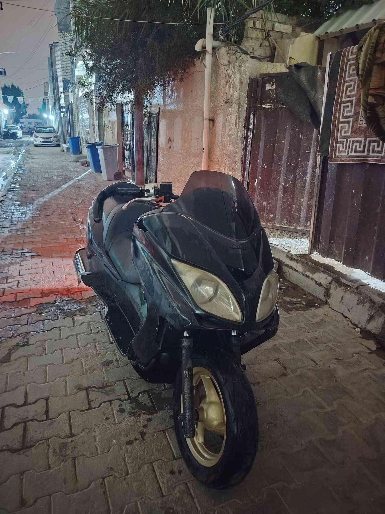 فورزه • ٠٨ • كهربائيات