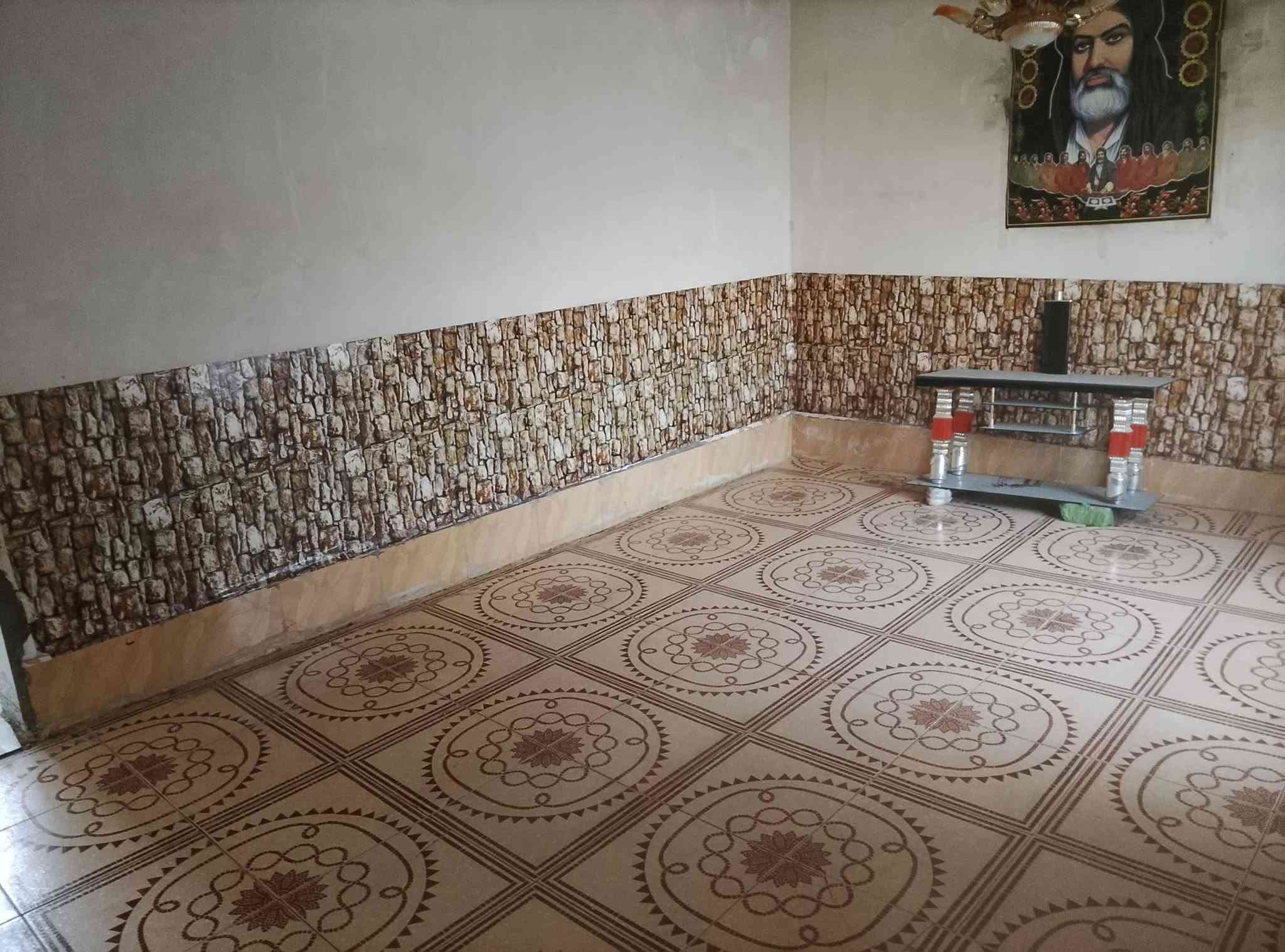 بيت طابو صرف للبيع المساحه 230،البيت يتكون من اربع غرف نوم وصاله وديوانيه وحمامات خارجيه وداخليه 
البيت طابقين العنوان الصوب الثاني يم محطات الماي الارز 
للاستفسار الاتصال ع الرقم ***********
