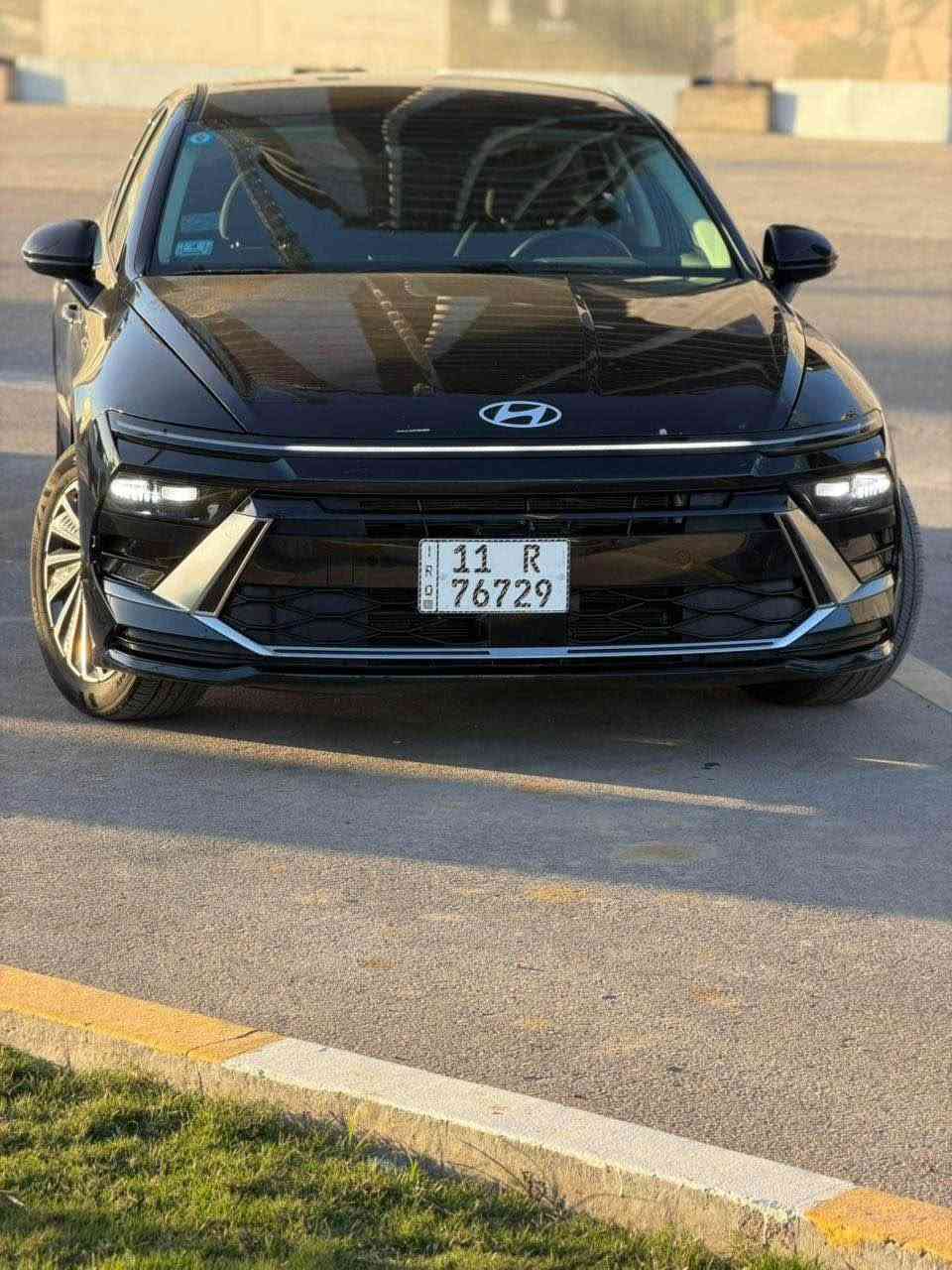 سوناتا هايبرد 2024 بدون صبغ بدون تبديل كلين فقط البنيد مصلح pdr
ماشيه 17 الف ميل 
المواصفات
رادارات امامي خلفي جانبي 
بصمه تشغيل 
بصمة ابواب 
تحكم وقيادة ذاتيه
وباقي المواصفات المعروفه 
مكاني بغداد الغزاليه
السعر195 ورقه وبيها مجال
*********** بغداد, العراق
