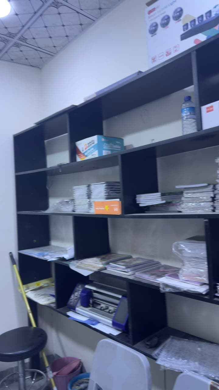 رفوف خشب درجة اولى 80 الف مكاني كركوك طريق بغداد كركوك, العراق
