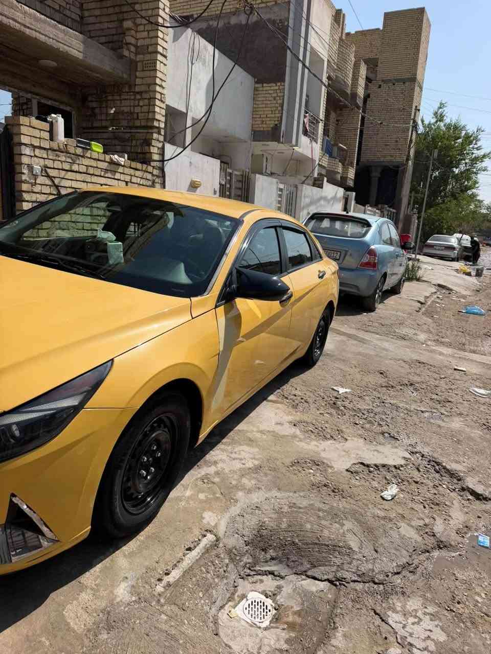 السلام عليكم عندي النترا موديل2021سيارة جاهزة من كلشي سيارة حادثها مثل ما موضح بل صورة مال امريكا وبلعراق طخة بل باب موجودة بل فيديو رقم بغداد مصفرة هيئه ومرور وجاهزة من كلشي ثاني يوم تحويل عنواني بغداد البياع المواصلات قرب جامع خديجة السيارة بصمة وتشغيل عن بعد أني مكلف بل نشر غير متواجد بل فيسبوك السعر ١٢٥ الرقم ***********.   ***********
