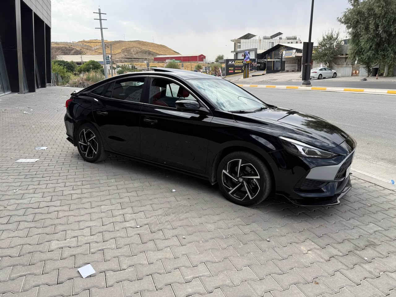 mg gt 2022
فوول مواسه‌فات تۆربۆ  لۆكجه‌ری 
ڕادار بریك ئۆتۆ كامیره‌ ٣٦٠  
پارچه‌ و په‌ڵه‌یه‌ بۆیاخه‌ بی ناوگردن ره‌سمی سۆنه‌رم داناوه‌
سعری ١١٠ مجال 
*********** Singapore
