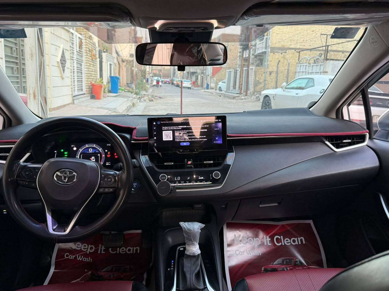 كورلا  خليجي هايبرد ٢٠٢٣ شكل الخليجي
جديده كلش بحالة الوكالة ماشيه ٤٧ الف مكفولة من الضربه بيها بارد بالباب فقط 
فول مواصفات بصمه فتحه كراسي جلد احمر  ومغلف كشنات 
رقم بغداد انكليزي بسمي
السعر ١٤٣ وبيه مجال قليل 
مكاني بغداد حي الاعلام
‭***********
