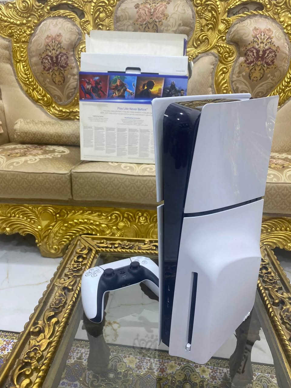 السلام عليكم
بلي 5 سلم 1T 

جهاز نضيف ومكفول شخط مابي ملحقاته وكارتون كامل 

سعره 720 وبي مجال بسيط مكاني كوت وموجود توصيل 

للاستفسار خاص او *********** وبالخدمه
