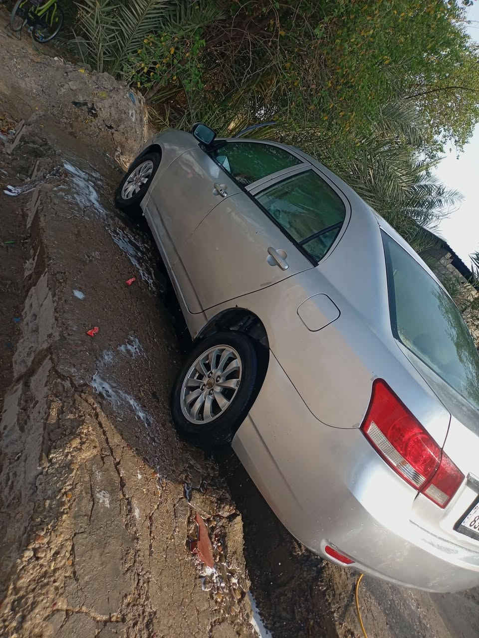 السلام عليكم بي واي دي موديل ٢٠١٣ بأسمي مكينه كير تبريد مكفولات بدون حادث بيه رشات صبغ خفيفه السعر ٤٦ وبيه مجال للاستفسار الاتصال ***********
