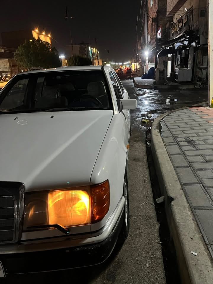 سلام عليكم 300E 1992
جاهزه وأدامه كامله 

وارد يابان 🇯🇵

قطع صبغ أبيع صبغ حزام

4 جام كهربائي

منظومة تبريد جديده 

مفتاح ريمونت 

كير قفل

السياره خير من الله بدون اي نقص 

نظام فرامل ABS

عادم البيئة شغال

محرك عنكبوت V6

عنوان بغداد الكرخ 

باسمي السياره

السعر 9000$ 

وبيها مجال للطيبين 

***********

واتساب
