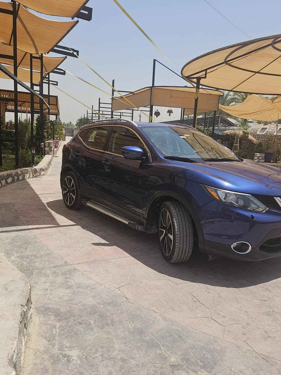 🚘 للبيع نيسان روج  SL  موديل 2017 🚘
✨ فئة SL كاملة المواصفات
سبورت 
داخلة كلين من امريكا بدون حادث
مكينة ٢٥٠٠ 
فتحة سقف 🔹️كاميرات محيطية ٣٦٠ 🔹 بصمة أبواب وتشغيل 🔹 تشغيل عن بُعد 🔹 صندوق كهربائي (شفط وفتح بالقدم) 🔹 لون نيلي مميز 🔹 داخل بيجي مع كشنات جلد تدفئة كشنات 🔹 رادارات أمامية وجانبية 🔹 مرايا قلاب 🔹 نظام النقطة العمياء (Blind Spot) 
 ممشى ٨٧ الف كيلو 
📌 
 رقم السيارة: بغداد  تحويل مباشر
للاستفسار 
*********** واتس اب 
🔥 سيارة نظيفة ومواصفات SL كاملة، جاهزة للفحص والمعاينة.
.
.
الــســعــر ✅ :: 147
.
.
.
.
_____________________________

‏ ‎
