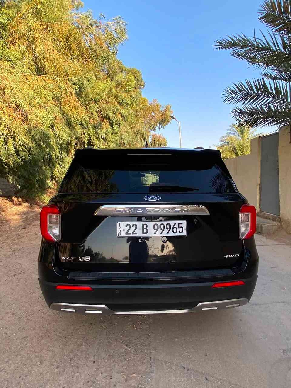 FORD EXPLORER ــ XLT
مودیل 2022  ٢.٣
المسافة المقطوعة ١١٠ كيلو 
مواصفات XLT فول فول
سقف بانوراما
قطعتين بنيد جاملغ سايق  - شويه بارد شبر
ایرباگات کلها راجعة بلادي شركة 
محرک 4 سلندر تیربو ،
شاشە ئایباد
بصمة  وتسغيل عن بعد
مقاعد جلد و کهربائي
مقاعد امامیة هیتر
ستیرن هیتر
بریک بصمە
رادار خلفی و امامی
رادار خطوط شوارع
رادار مانع اصطدام
حساسات 
فتح صندوق عن طریق ریموت ـ شفط
تحکمات ستیرن فول
شفتات بالستیرن
لایت اوتو
لایتات فول LED 
کیر ـ محرک ـ تبرید ـ تحویل بشرط

1FMSK8DH0NGB51559 رقم شاصي
مکان السیارە : بغداد 
***********
واتساب + اتصال. السعر ب ٢٠٥ وبي مجال
