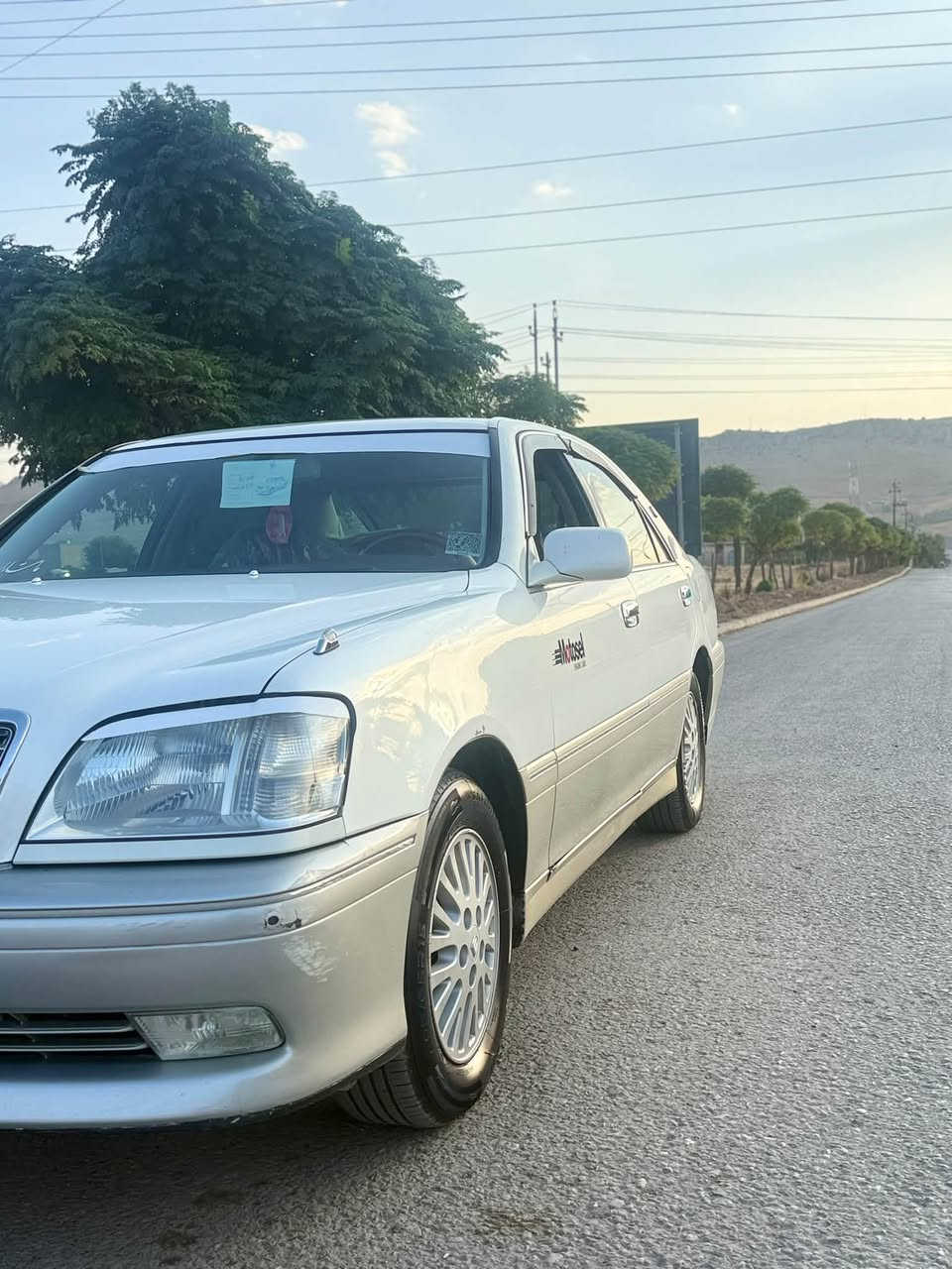 مليكة ٢٠٠ • محرك D4 • قفل مركزي