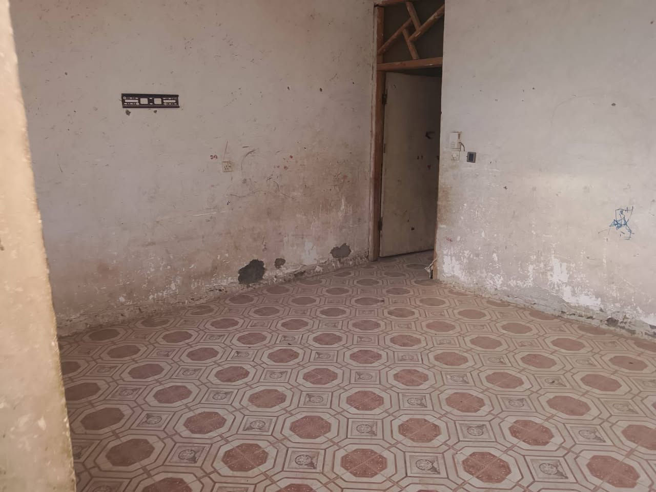 السلام عليكم بيت للبيع 50 متر 3 طوابق في الزعفرانيه شارع الكهرباء دور الشرطه طابو زراعي سند 25
السعر 35
مقدمه 25 وكل شهر 500 
مستعجلين على بيعته
***********
السلام عليكم بيت للبيع 50 متر 3 طوابق في الزعفرانيه شارع الكهرباء دور الشرطه طابو زراعي سند 25
