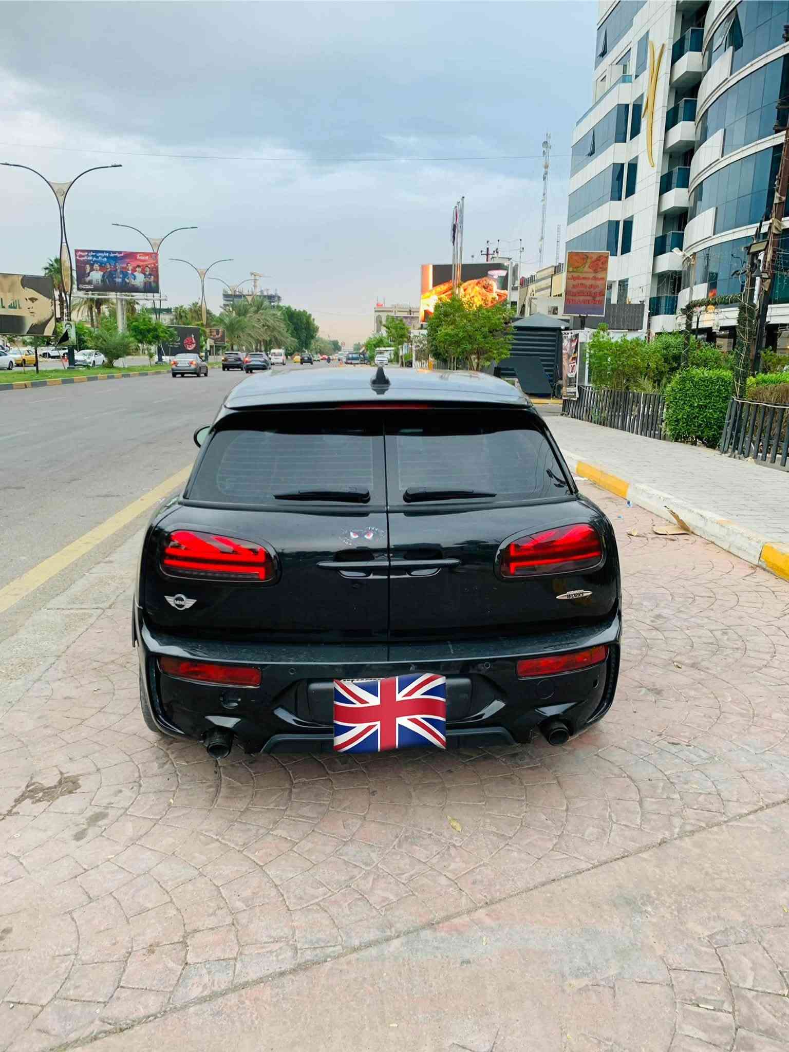سلام عليكم
لبيع او مراوس 

مني كوبر 

موديل 2023 وارد امريكي 

حادثة بل كصه مال قمارة وبنيد شطح 

فول مواصفات 

محرك 2000 تيربو 

سيارة ماشيه 68 الف كيلو متر 

محرك كير اكسل حدادة صدر تبريد كله مكفول رقم بغداد 

سيارة جديد جدا 

الأتصال هذه رقمي واتساب 
***********
