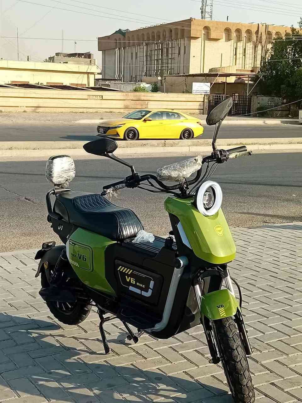 السلام عليكم 
دراجه شحن v6
5بطاريات
دراجه ماشيه شي قليل 
العنوان بغداد البياع شارع قطر الندى 

***********
