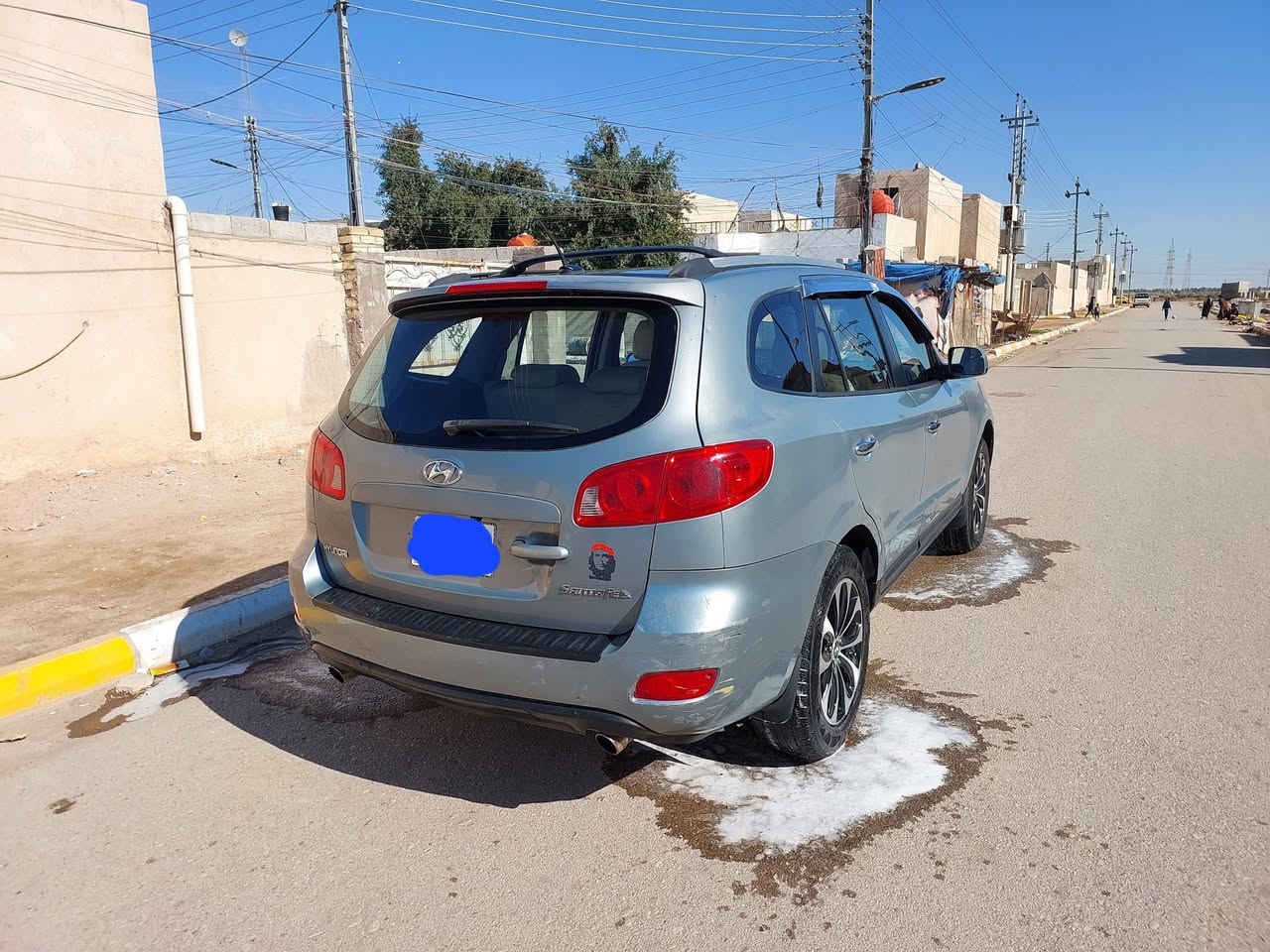 سلام عليكم سنتافيا2008  سبعه راكب وارد امريكي محرك  سته سلندر 2700 رقم انكليزي بغداد تبريد تدفئه كهربائية كلها شغاله تحكم جهتين حداديه جديده تخم تاير صار شهر من شديتهن بيع او مراوس النتره فورتي الاتصال على *********** *********** مكاني العماره خابر ومايكون خاطرك الا طيب
