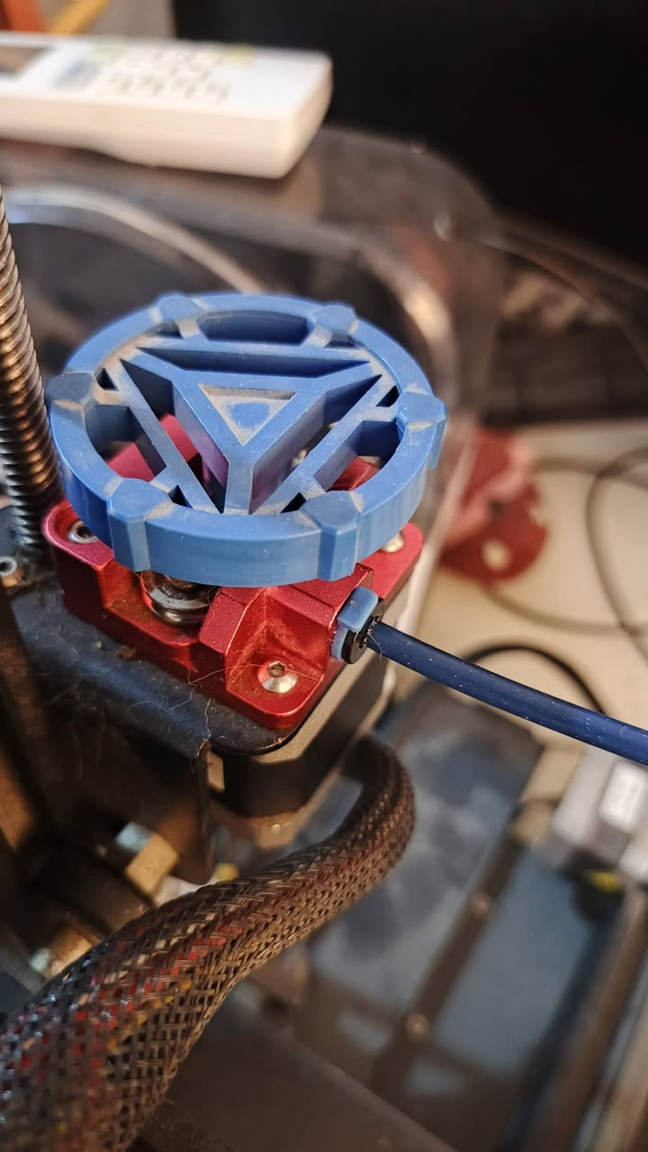 طابعات ٢ للبيع
Ender 3v2
Bique b1
كلهن جاهزات ومزودات باكسترودرات متفشلك وتترحملي عليهن
سعر كل وحدة ٢٠٠ الف عراقي وانطي بيهن ضمان
للعلم الطابعات مو مال بالة اني مشتريهن من متاجر بغداد اوروك و ستيمرز
***********
