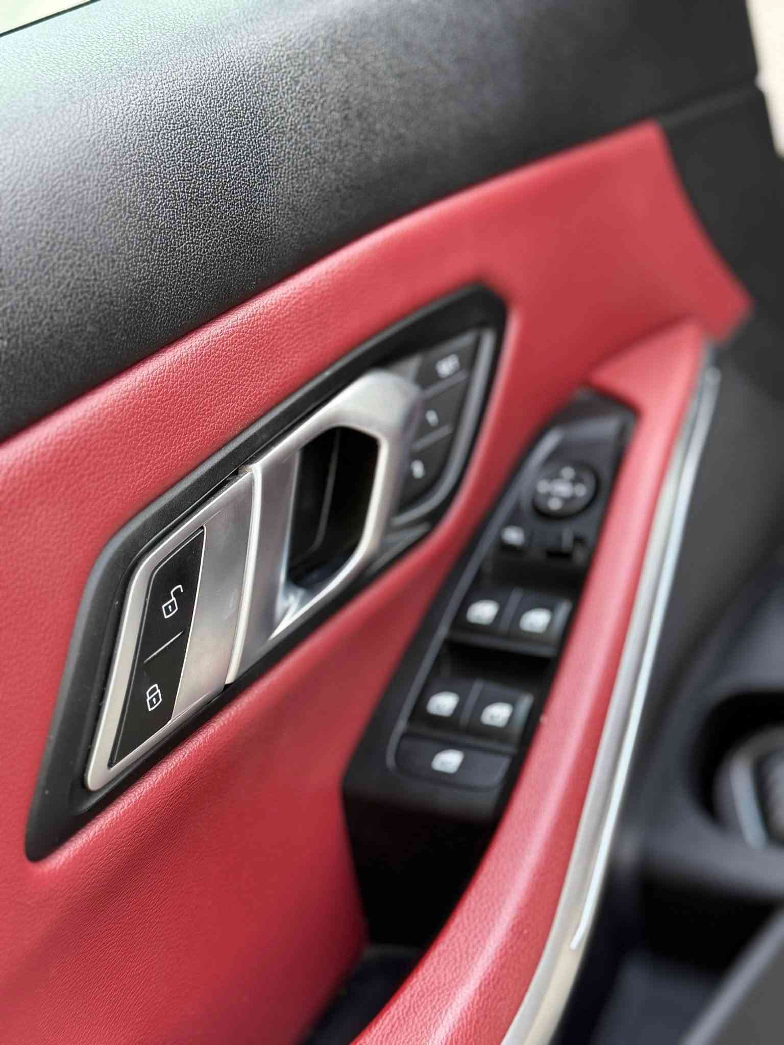 BMW 330i M 2022

M اصل بكج

ماشيه فقط ٧٠  الف ميل 
فول مواصفات M بكج اصل 
ويالة مختمه M دعاميات M ستيرن M
دفع خلفي 
سلايد
شاشة جبيرة 
ابل كاربلي وايرليس
ستيرن تدفيه 
داتاشوو
gestures bmw 
حساسات ٣٦٠
كاميره 
٤ وضعيات قيادة ايكو ، كومفورت، سبورت ، سبورت بلص
اكتف اكزوز وببكورن بلادي 
انارة داخلية محيطة متغيرة 
صندوق كهربائي شفط مع امكانية الفتح بتمرير القدم 
تبريد منفصل امامي وخلفي
انارة ترحيبية بالابواب
لايتات داينمك متحركة  وترحيبي زينون 
شفتات ستيرن 
كشنات خزن وكهربائية 
كشنات احمر بلادي 
كشنات تدفيه فول كهربايه 
وبعد هواي مواصفات 
تايرات جديدة وهزة وبراد وسنوية كلة جديد باسمي وتحويل ثاني يوم 
سعر ٢٢٨$  وبيها مجال 
اضافيات هوايه ب سياره اربع كزوز كاربون ام باكج 
مكان سياره دهوك 
رقم واتساب ***********
————————-
ضرر بي باب خلفي و نص جاملغ و ٣ باب تبديل شريكه بدون دواخل ايرباك بس تكمه راجع سيستم 
حادثها بس شخط
