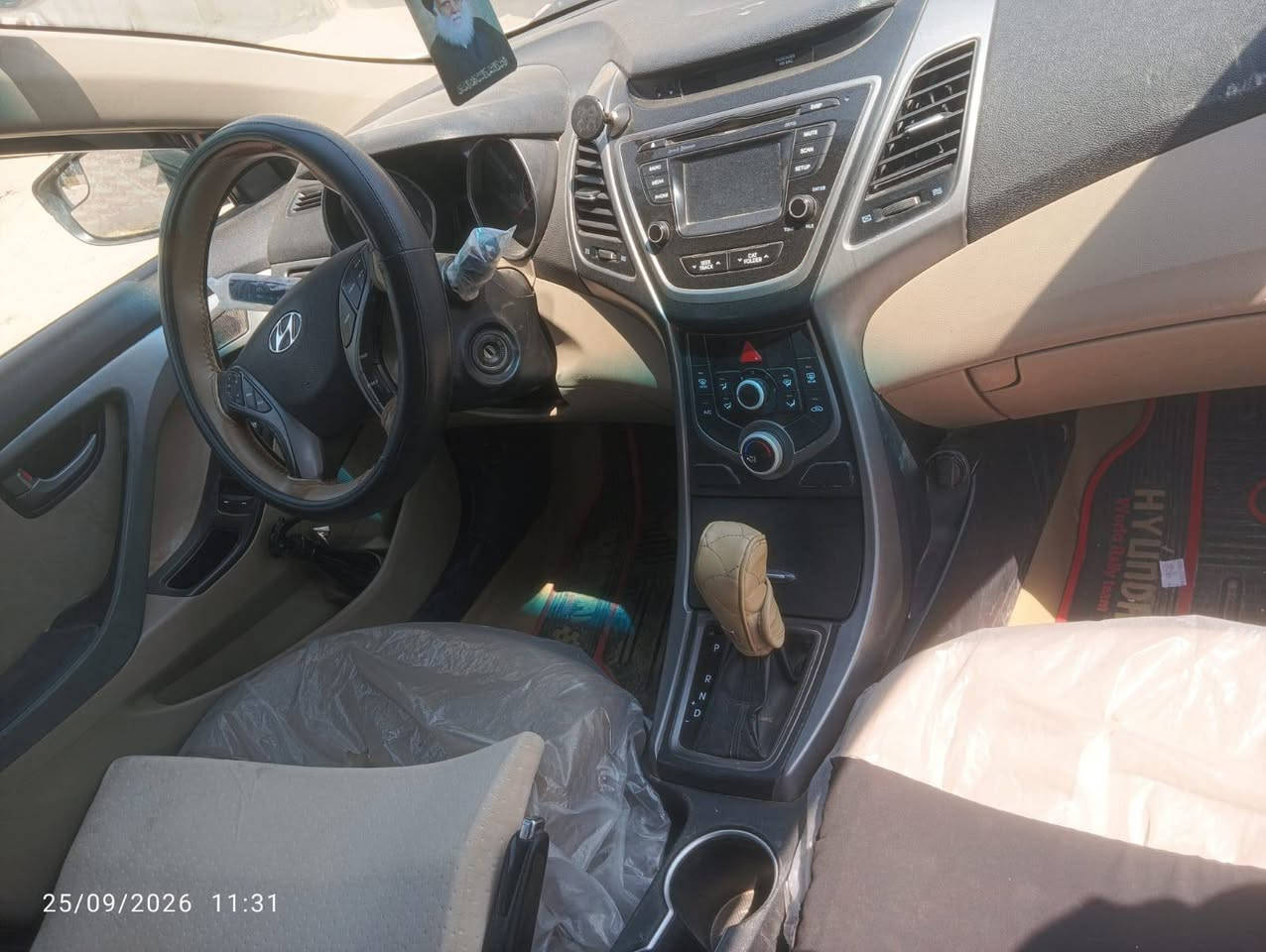 السلام عليكم ورحمه الله وبركاته سيارة النترة 2016 بيها جاملغ وبنيد تخم تأير تبريد ثلج  مال بيت كير ومحرك كفالة مكاني بابل مركز حلة البكرلي وهذا رقمي *********** السعر 120وبيها مجال سيارة مال بيت

نص مكتوب في الصور:
- 25/09/2026 11:30
- 25/09/2026 11:31