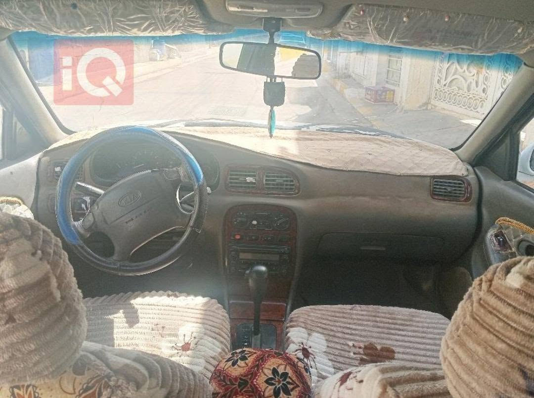 سياره كيه كيدروس موديل ١٩٩٦سعر ٣٧بيه مجال 
كير اوتماتيك محرك ٤اسلندر ٢٠٠٠
لوحه انبار خصوصي
سياره صبغ عام جمالي رقم الهاتف تواصل للمعرفه اكثر ***********

نص مكتوب في الصور:
- Q CARS
- iQ