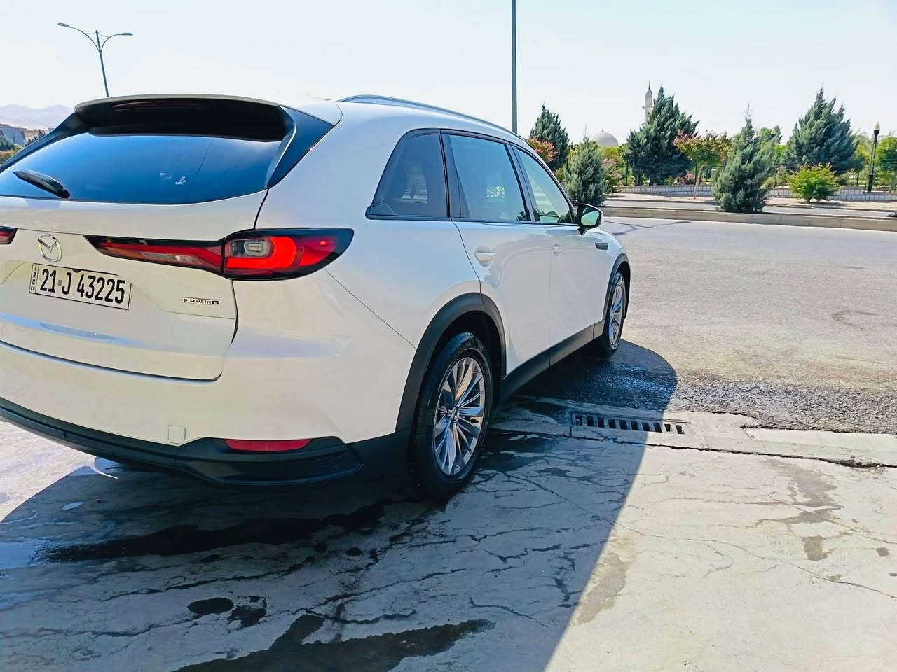 Mazda cx 90 
نمونه له جوانى بى بوياخ 
جوار تايه ى تازه ى لوكه
مواصفات فوله
دوو به له له ساردى بجوكى هه يه 
زماره ى شانصى 
JM3KKCHD1R1148863
زم تلفون
*********** السليمانية, العراق

