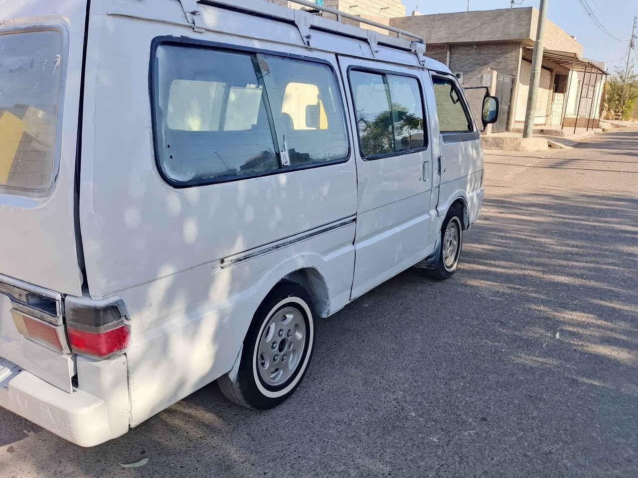سلام عليكم كيه بسته موديل 94 الرقم واسط سنويه 28 هيا200 شرط وكاله وتحويل مشروع وطني السعر 28وبيه مجال 
الرقم الموبايل *********** بي واتساب
