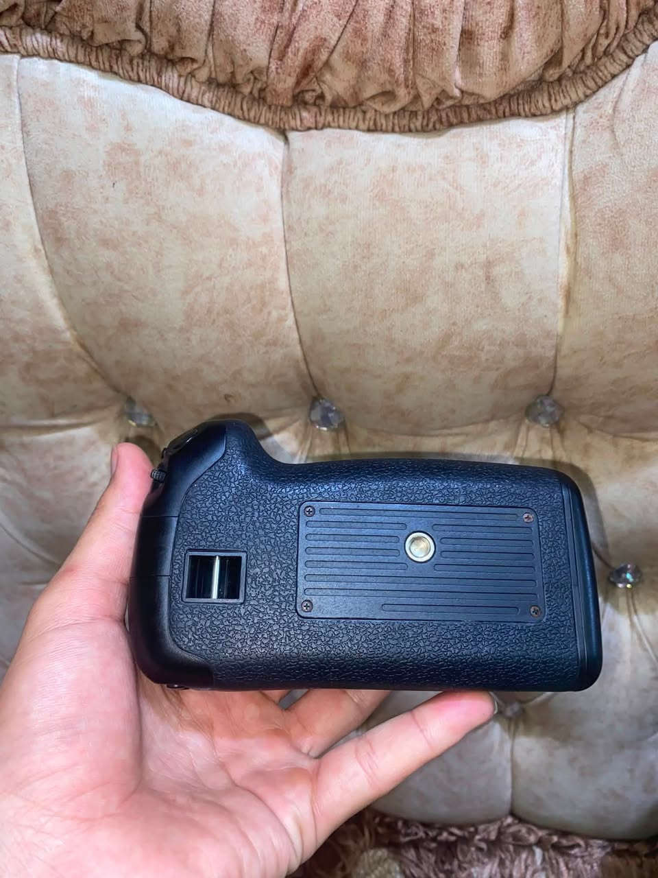 كرب كانون 70/80d جديد ما مستعمل طلعلي بالامزون
مكاني كوت قيم واخذ ***********
