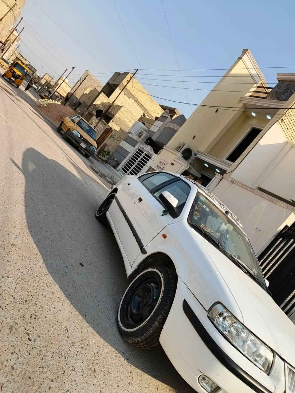 سلام عليكم سياره مديل ١١ صدر نص عمر مكفوله من الضربه وقطع التبديل مكينه فرنسي ٢٠٠٠ مكفوله كير كفاله تبريد ثلج تخم تاير جديد تراي وين مايعجبك سياره خير من الله سعر ٣٥ وبيه مجال الرقم لستفسار ***********وتساب اتصال بي مكان السياره كوت العزه
