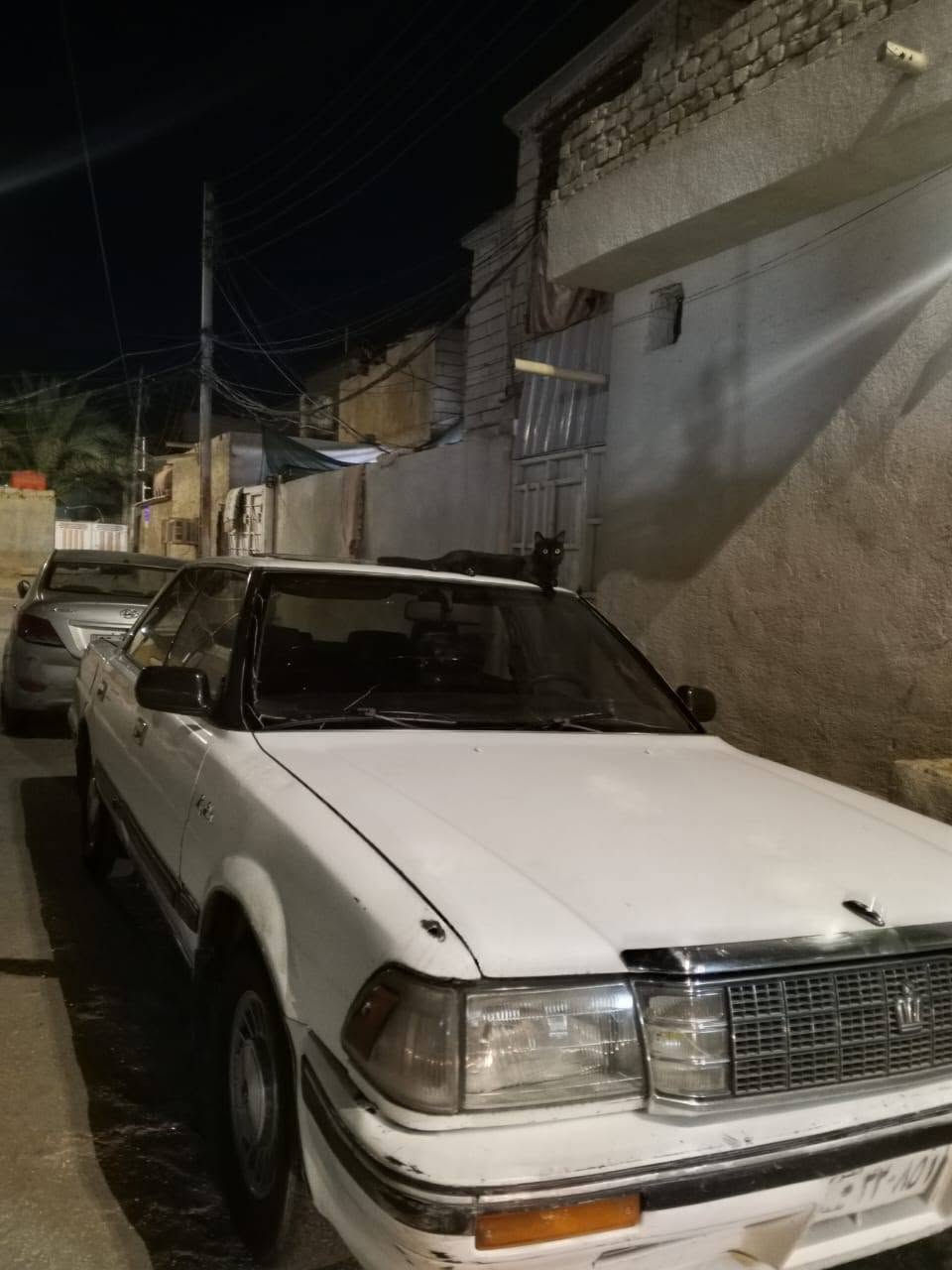سيادن هارتوب للبيع موديل 89 راعيها متوفي اصوليه السياره ما اتكفل بمداورها يسره ابلا ما محور السعر 20 ويبها مجال قليل. للاستفسار : ***********
