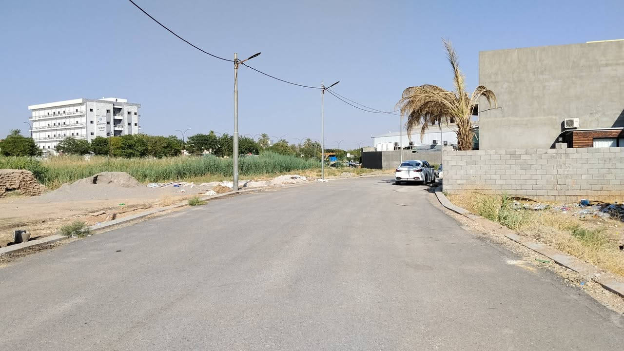 قطعة ارض للبيع (157 متر  سند زراعي 2025) مقابيل بناية دائرة العدل الجديده .. السعر 25 مليون ..
رقم الهاتف ( *********** )
