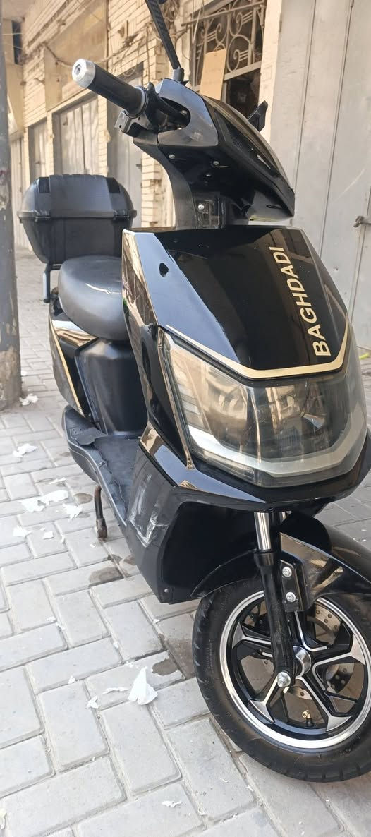 سلام عليكم شباب دراجه شحن شركة بغداد مواصفات 6 بطاريات وسط بلاديات مكفولة عقل وملف دراجه نضيفة بيهة ملاحضات بصيطة دكمة الكير واكفة عل نمرة 2 وبيهة كسر بصيط تجي تاخذهة من باب المحل السعر 450 وبيهة مجال العنوان بغداد الشورجة تليفون ***********
