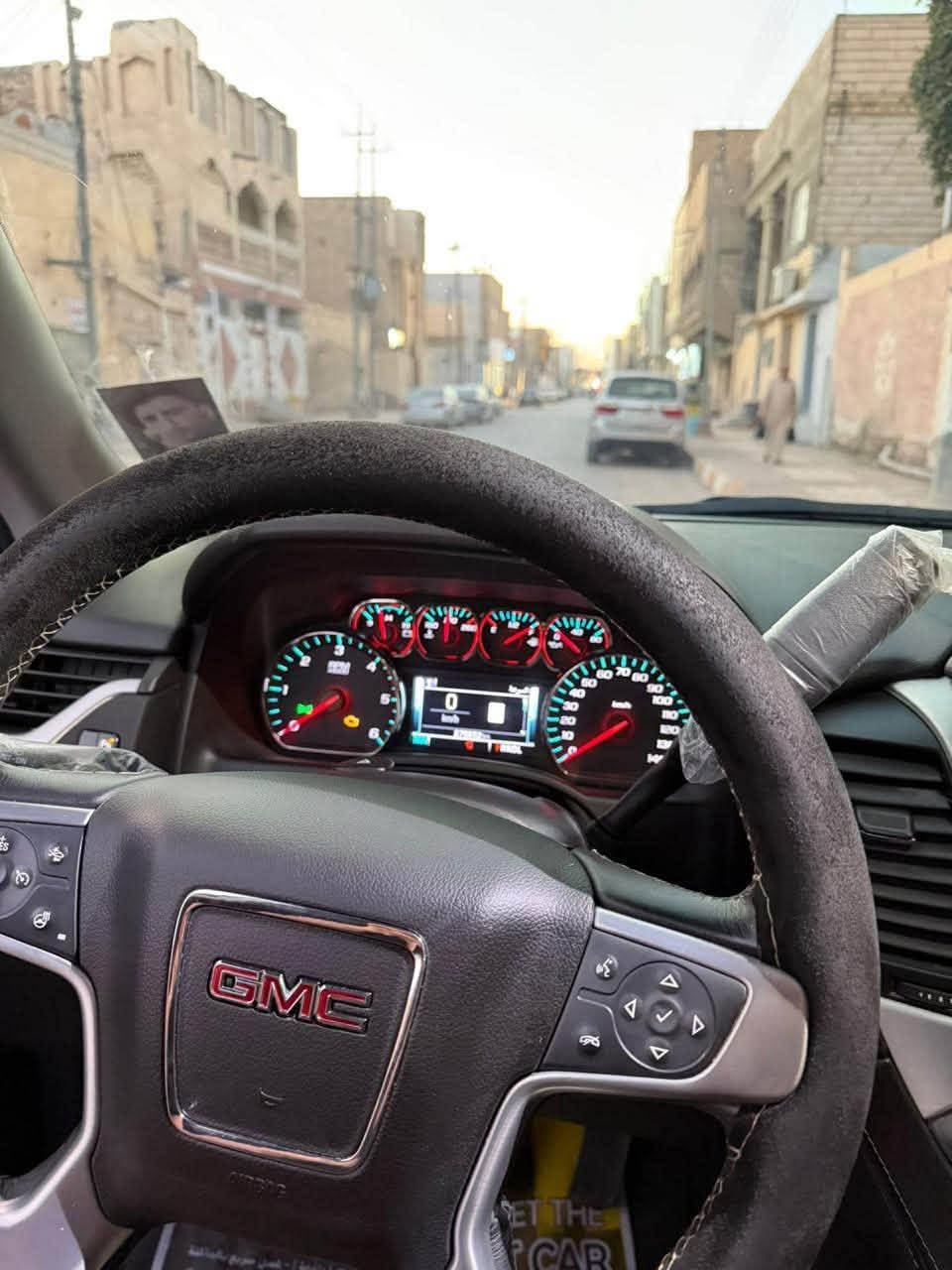 GMC YUKON SLT 🇺🇸2018 1/1
🛑لـلبيع دخول جديد ڪتاب ضباط📚

مرقم بغداد ب اسمي مداور ثاني يوم 🛑

السعر ✅ 328  #ورقة وبية مجال بسيط 

مواصفات SLT 1/1 محرك سياره 5300 المرغوب

⛔️السياره بدون حادث تبديل او فتح فقط كلير جاملغ خلفي + مقدمه البنيد بدون تبديل او تعمير او فتح 

⛔️صور امريكا موجوده بلمنشور 

1- فتحة سقف 
2- ستيرن ڪهرباء + خزن ميموري
3- ڪشنات ڪهربائية تدفئة تبريد🧊
4- ڪشنات خلفية vip منفصل ڪهربائي
5- جنطة ڪهربائية + حساس اقدام للفتح والاقفال
6- شاشة ڪاربلي + اندرويد اوتو 
7- ويل حجم 20 مع تخم تاير  
8-انضمة قيادة متعددة 
9- سيارة 2WD نضام دفع خلفي ثنائي
10- حساسات امامي خلفي + رادارات 
11- مري ڪهرباء ترحيب + نقط عمياء 
12- مثبت سرعة + الخروج عن المسار 
13- شاشة عرض وسط 
14- حدادية جديدة امامي خلفي 
15- بصمة + تشغيل ؏ــن  بعد …
16- بدون إي نقص جاهزه  للاخير 🖤

__________________________________🚏
📍 المكان ناصرية سوق الشيوخ 
📌 للأستفسار *********** هـ
