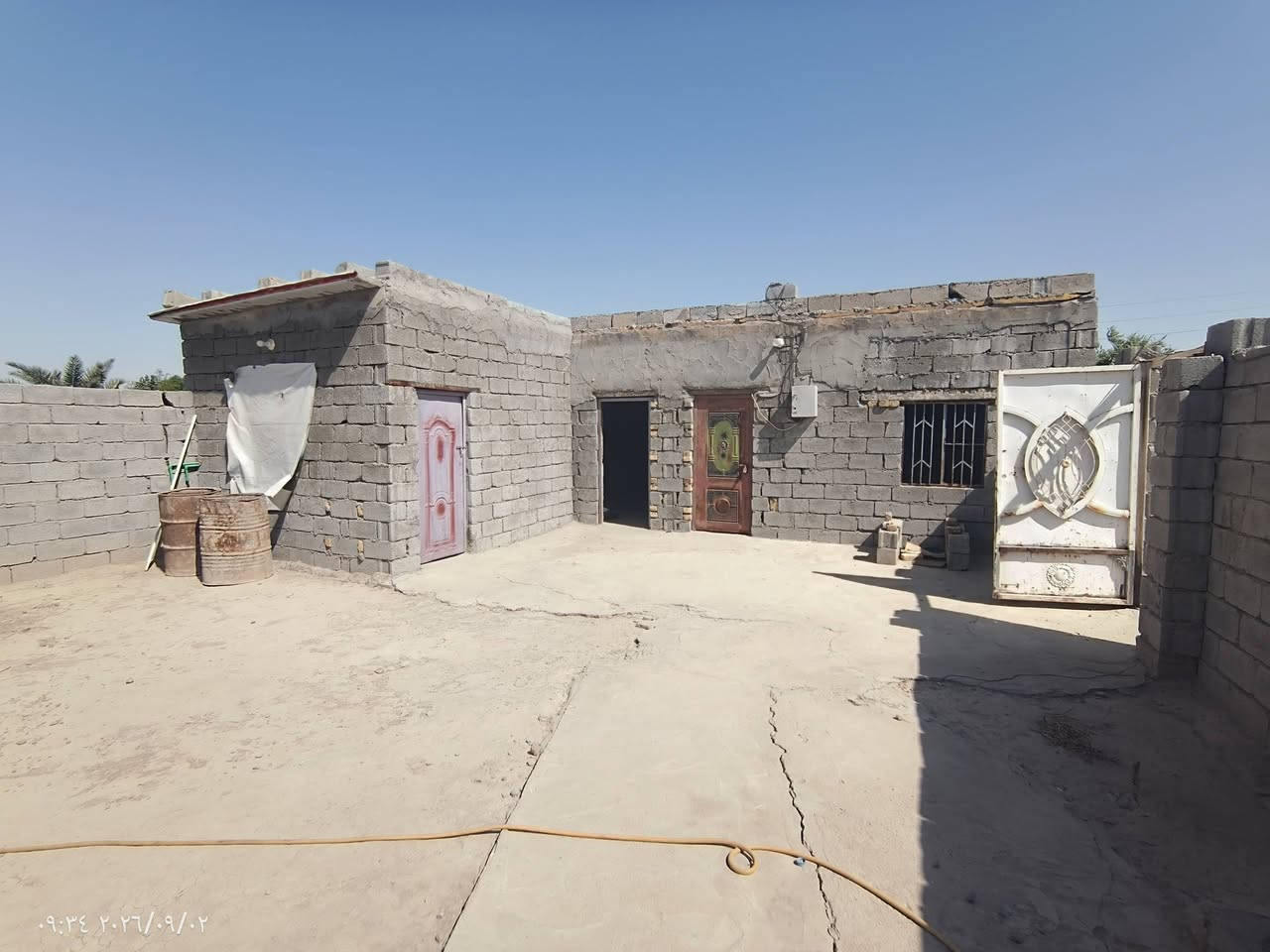 🏠 للإيجار بيت بالحبيلية –

بيت مرتب ومناسب للسكن، يتكون من: 🔹 غرفتين
🔹 مطبخ
🔹 حمام

👨‍👩‍👦 مناسب لثلاثة أشخاص.

💰 الإيجار: 200 ألف بالشهر

📍 الموقع: الحبيلية– الواحد وخمسين

📞 للاستفسار: ***********
