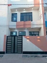 للبيع بيت 50م طابقين الدوره الزيتون غرفتين بيت جديد بسعر 72   07717207...
